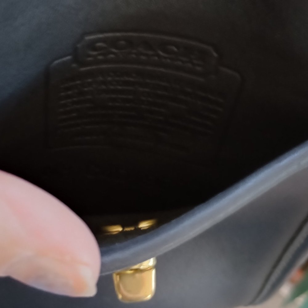 *SOLD* Vintage Coach Crossbody 1994 'scooter' bag - Picture 3 of 8